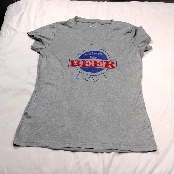 Will Run for beer women's quarter sleeved shirt size small - Picture 1 of 9